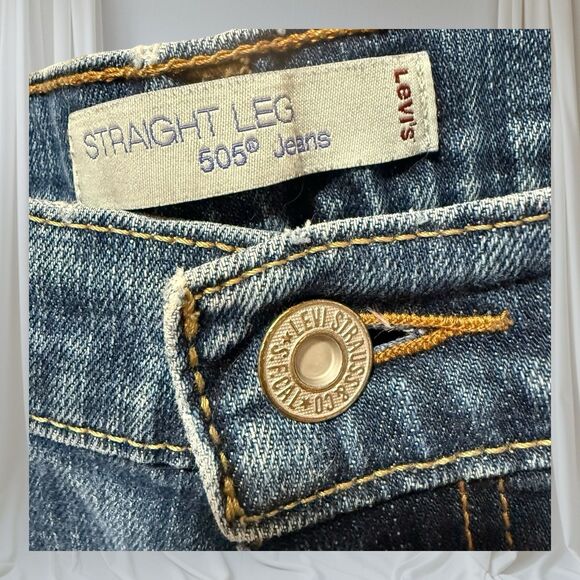 Levi's Women's 505 Straight Leg Dark Blue Denim Jeans Size 8 Short - Picture 4 of 10